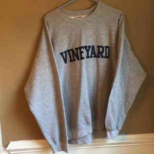 Men’s grey XL sweatshirt never worn
